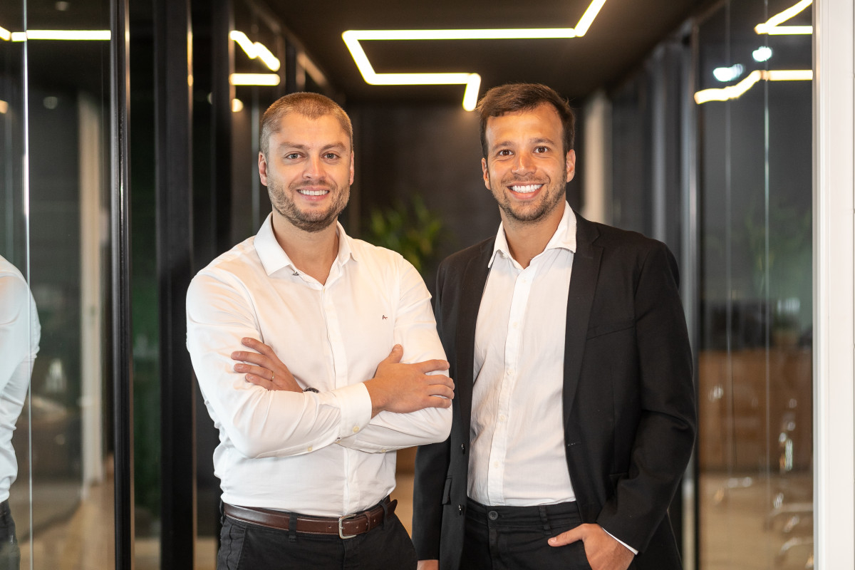 Foto da diretoria da Veronez